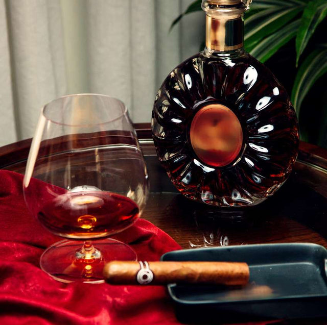 The Ultimate Cigar Pairing Guide How to Match Cigars with Drinks