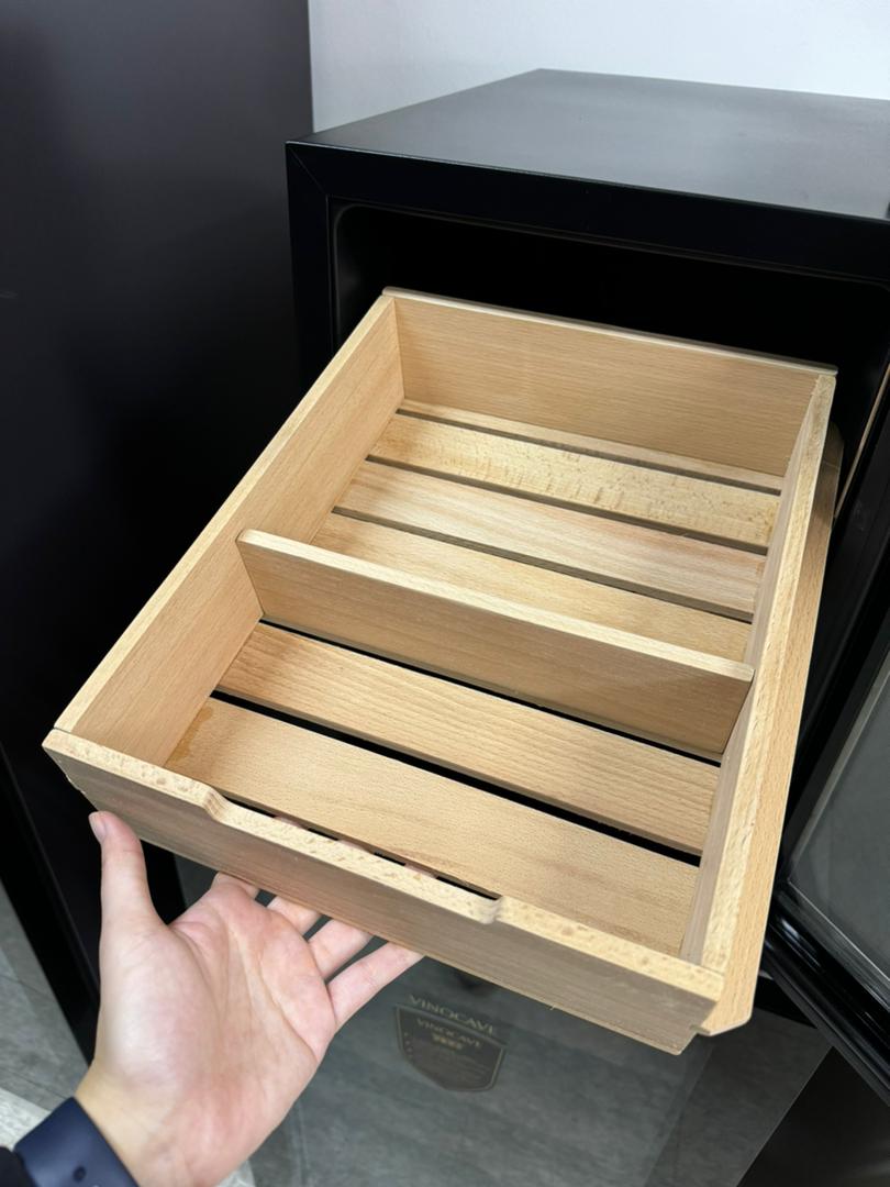 33L Cigar Humidor (Thermoelectric)