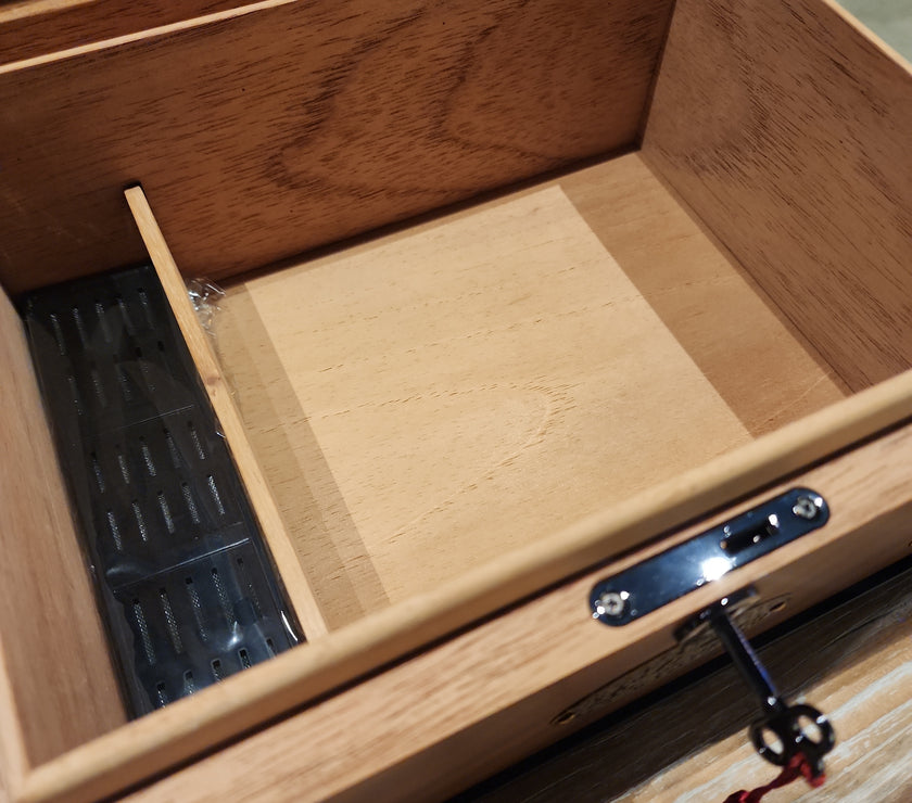 Cairo Elixir Cigar Box