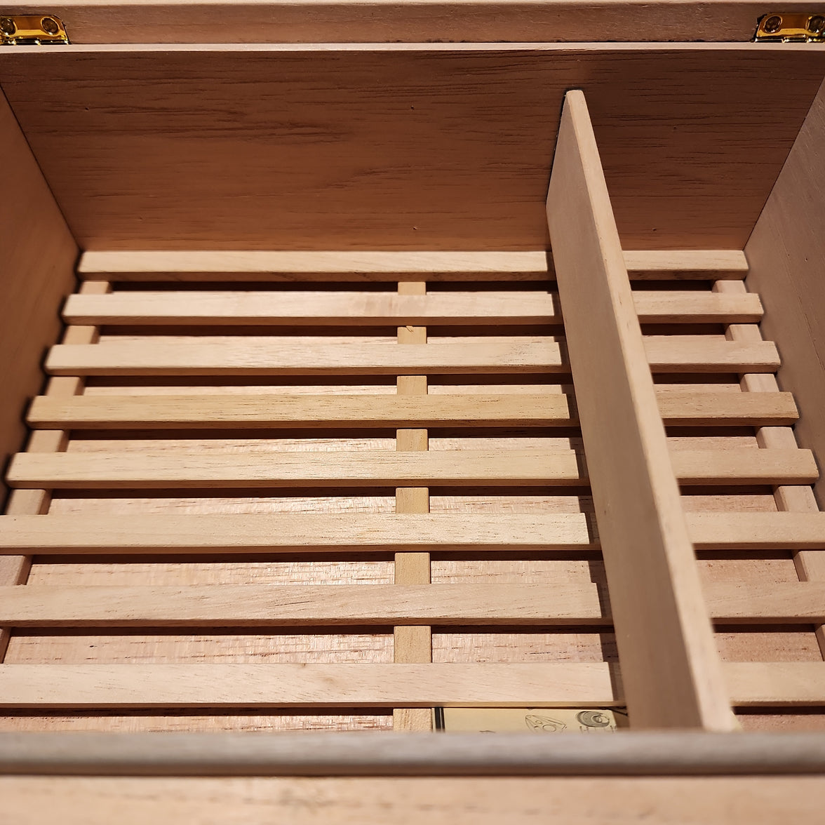 Lion City Cigar Box and Ashtray Bundle