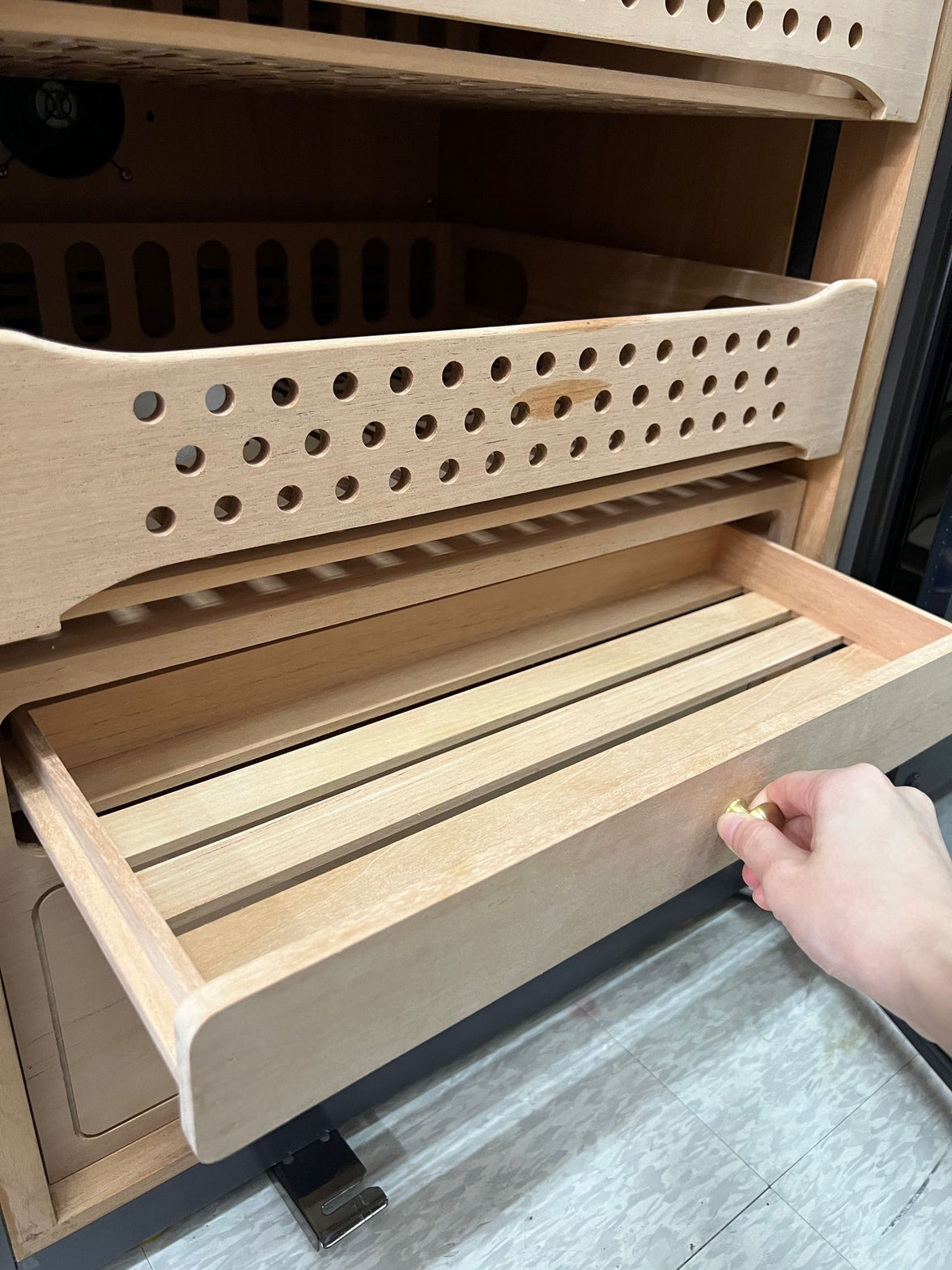 113L Cigar Humidor