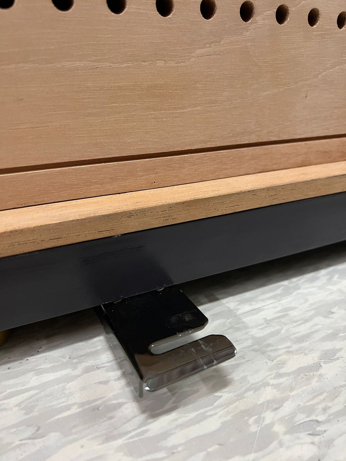 113L Cigar Humidor