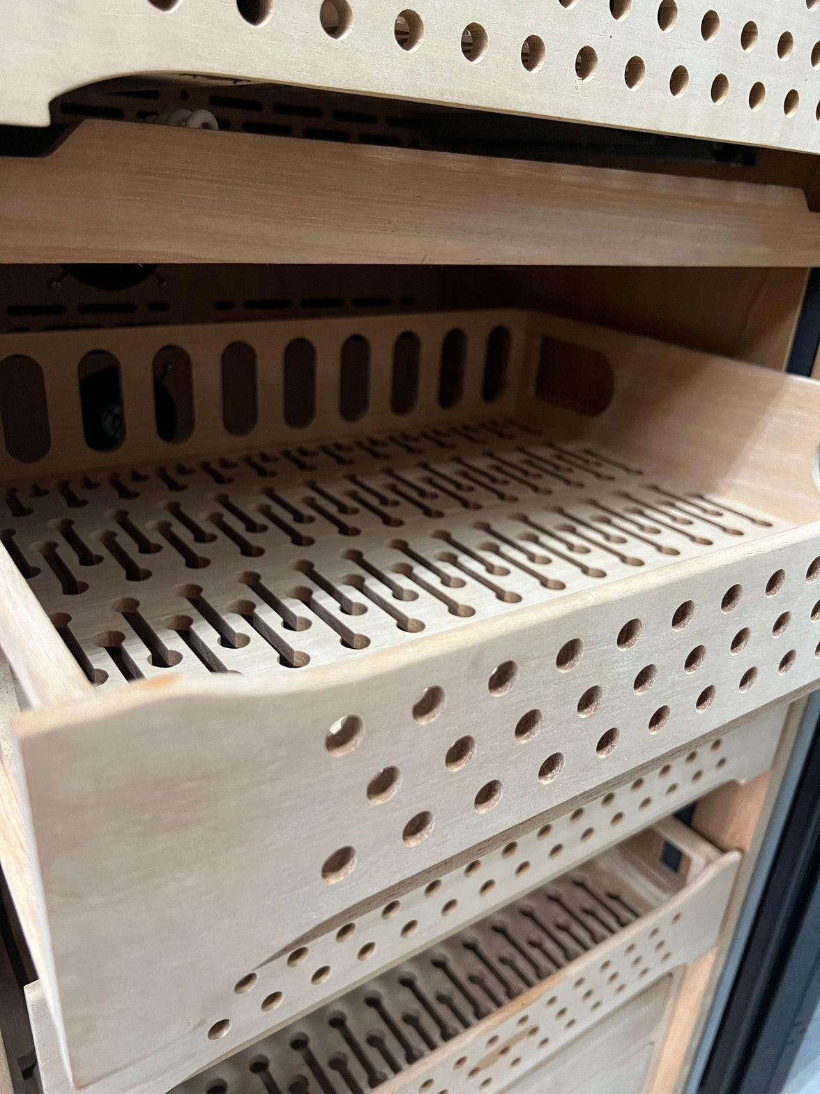113L Cigar Humidor