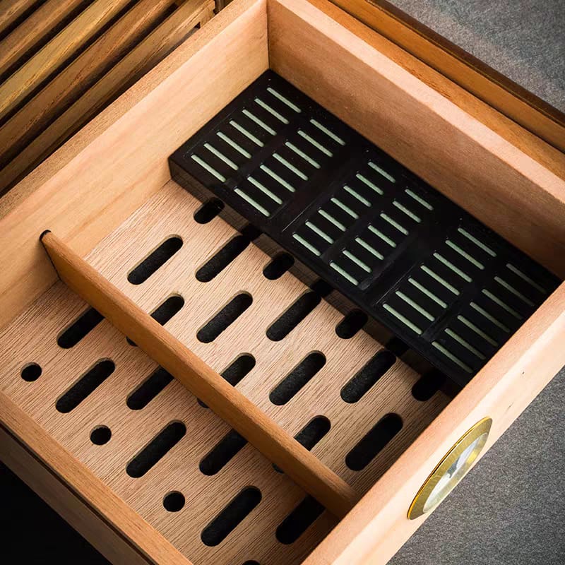 Classic Cube Cigar Box