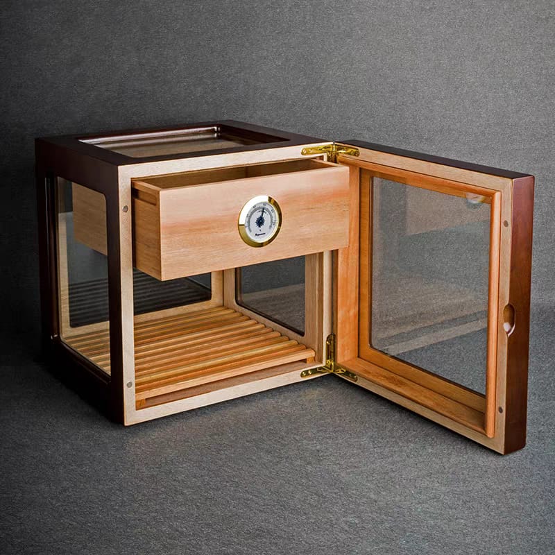 Classic Cube Cigar Box