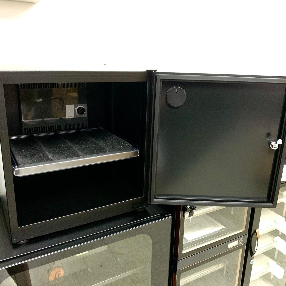 56L Dry Cabinet Box (Solid Door)
