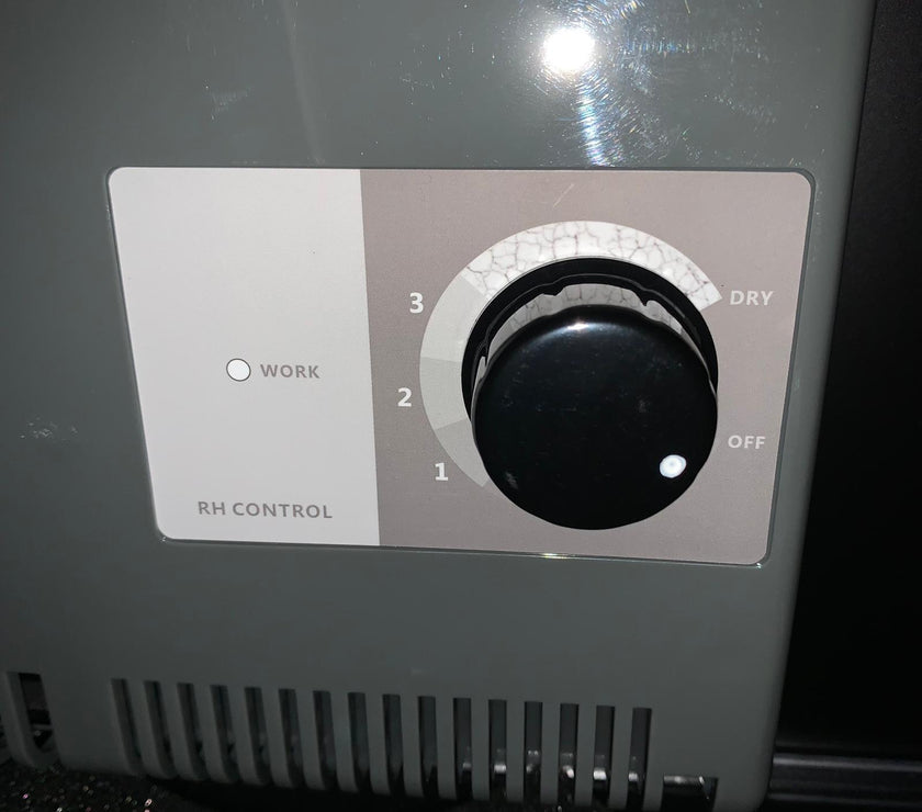 56L Dry Cabinet Box (Solid Door)